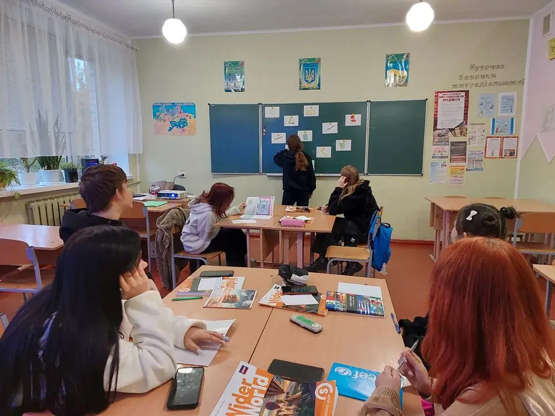 Інклюзивна освіта та психологічна підтримка дітей-сиріт