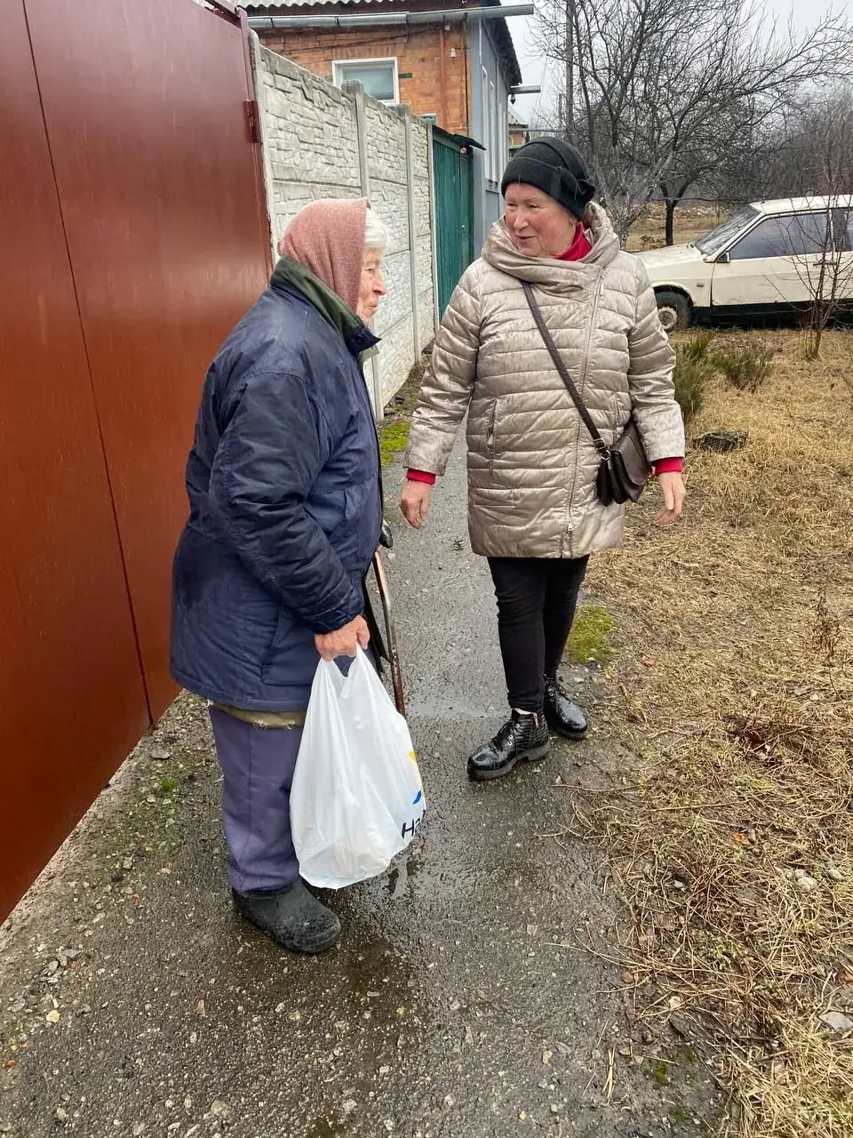 Доставка допомоги людям похилого віку