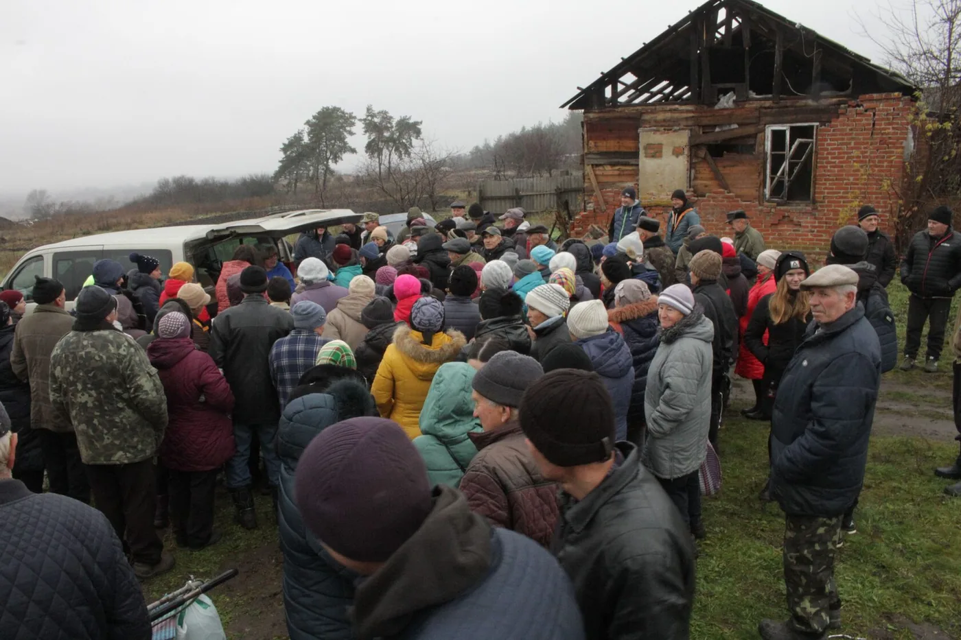 Допомога жителям, які проживають близько до лінії фронту